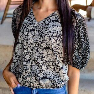 Grace & Emma - Bountiful Blooms Top, Medium